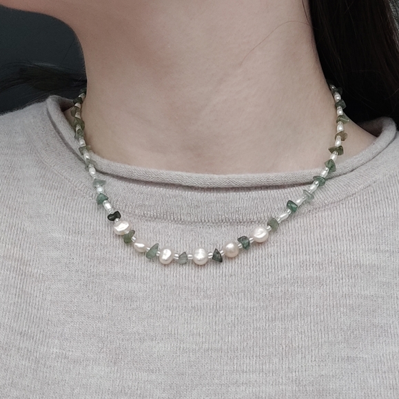 Freshwater pearls handmade choker beaded necklace. Aventurine, silver hardware - Picture 2 of 5